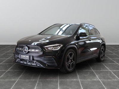 Mercedes GLA 200 d premium 8g-dct