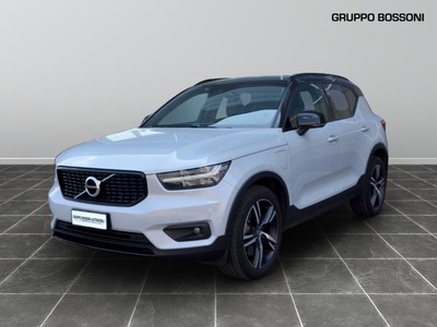Volvo XC40 1.5 t4 recharge plug-in-hybrid r-design geartronic my21