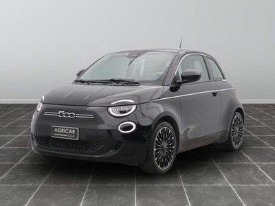 Fiat 500 500e 3+1 42 kwh la prima
