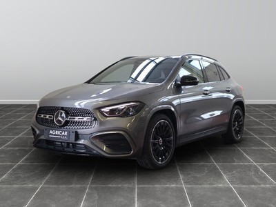 Mercedes GLA 200 d amg line premium 8g-dct