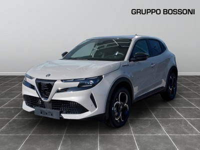 Alfa Romeo Junior 1.2 hybrid 145cv ibrida speciale edct6