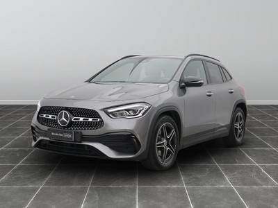 Mercedes GLA 200 d premium 8g-dct