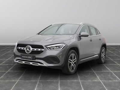 Mercedes GLA 180 d sport plus 8g-dct