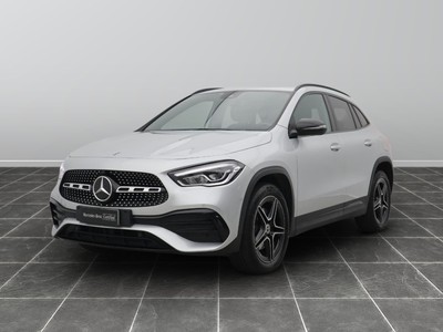 Mercedes GLA 250 e plug in hybrid (e eq-power) premium 8g-dct