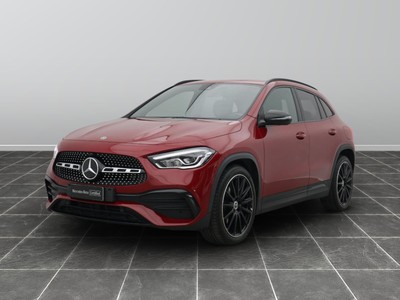 Mercedes GLA 200 d premium 8g-dct