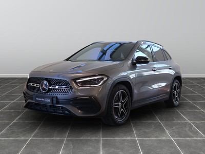 Mercedes GLA 200 d premium 8g-dct