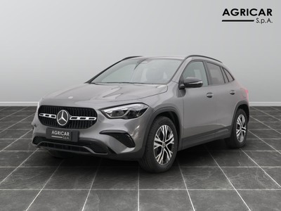 Mercedes GLA 180 d progressive advanced 8g-dct