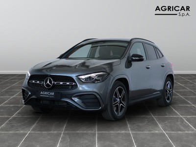 Mercedes GLA 250 amg line premium 4matic 8g-dct