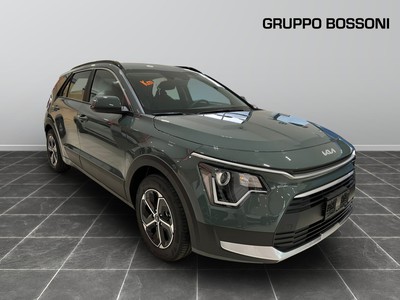 Kia Niro 1.6 gdi hev tri-fuel 126cv business dct6