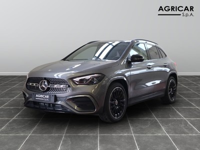 Mercedes GLA 200 d amg line premium 8g-dct