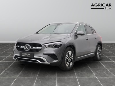 Mercedes GLA 180 d progressive advanced 8g-dct