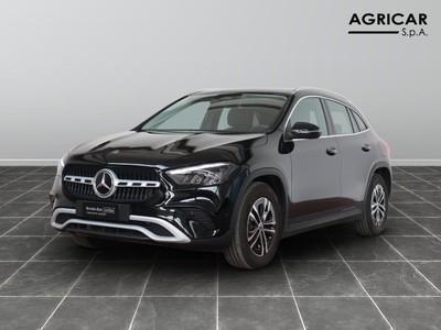 Mercedes GLA 180 d advanced 8g-dct