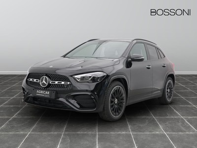 Mercedes GLA 200 d amg line premium 8g-dct