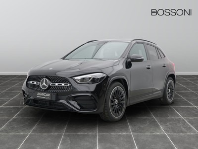 Mercedes GLA 200 d amg line premium 8g-dct