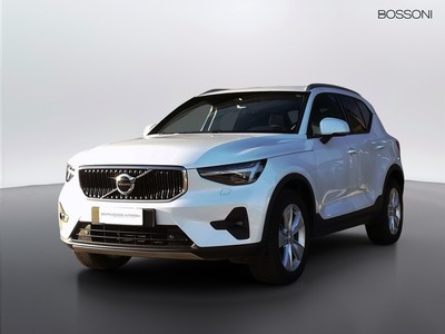 Volvo XC40 2.0 b3 core automatico