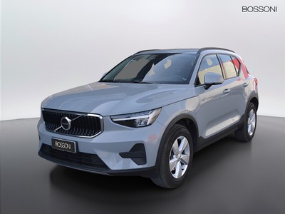 Volvo XC40 2.0 b3 essential automatico