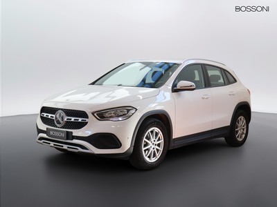 Mercedes GLA 180 d business 8g-dct