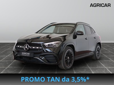 Mercedes GLA 200 d amg line premium 8g-dct