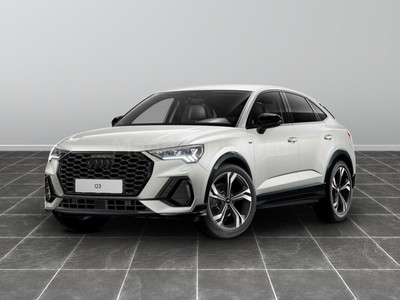 Audi Q3 sportback 35 2.0 tdi identity black s tronic